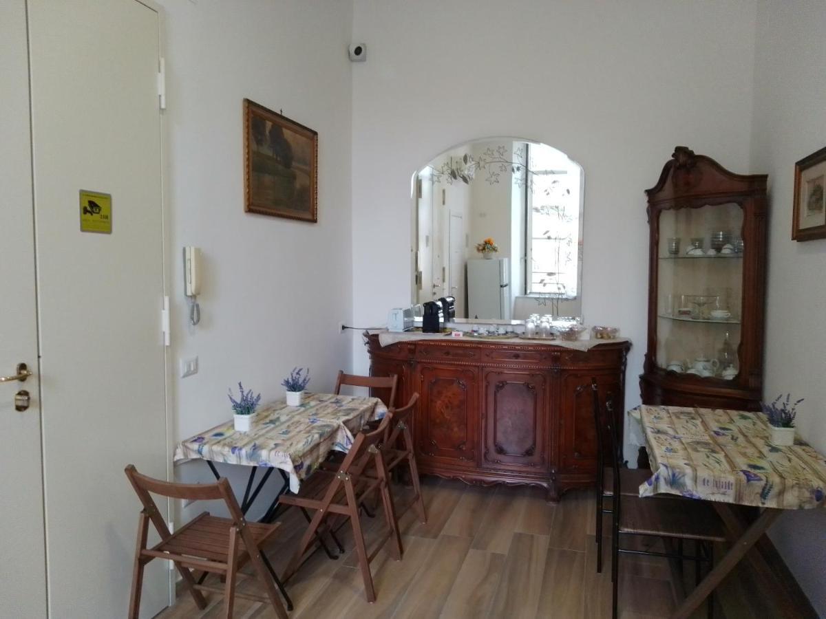 B&B Palazzo Sersale Napoli Ngoại thất bức ảnh