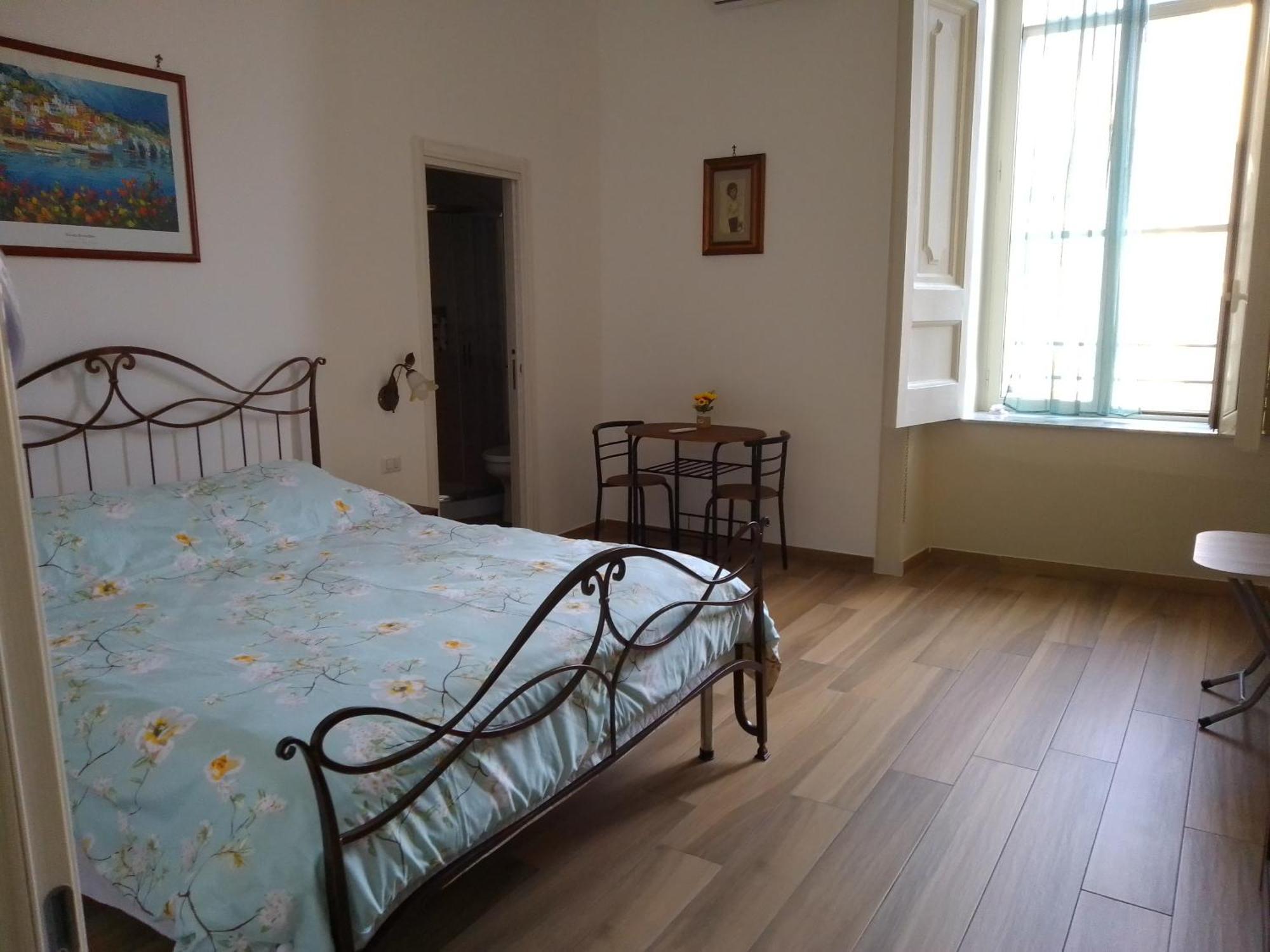 B&B Palazzo Sersale Napoli Ngoại thất bức ảnh